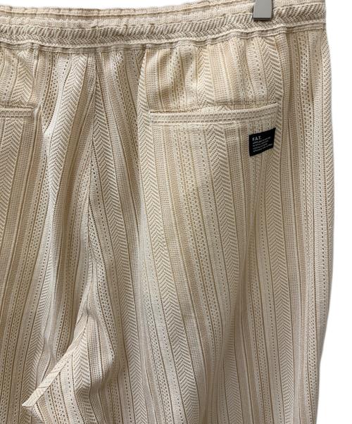 FAT（エフエーティー）FAT (エフエーティー) イージーパンツ ベージュ サイズ:JUMBOの古着・服飾アイテム