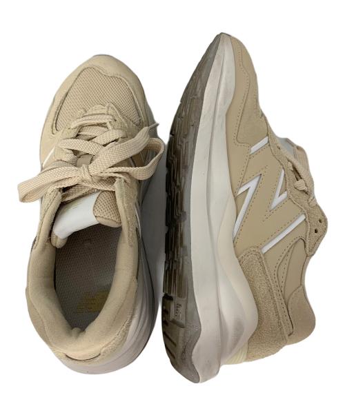 NEW BALANCE（ニューバランス）NEW BALANCE (ニューバランス) W5740STD ベージュ サイズ:25cmの古着・服飾アイテム