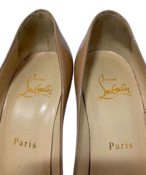 Christian Louboutin（クリスチャン・ルブタン）Christian Louboutin (クリスチャン・ルブタン) パンプス ベージュ サイズ:36の古着・服飾アイテム