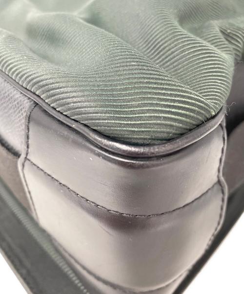 LOUIS VUITTON（ルイ ヴィトン）LOUIS VUITTON (ルイ ヴィトン) ショルダーバッグ ブラックの古着・服飾アイテム