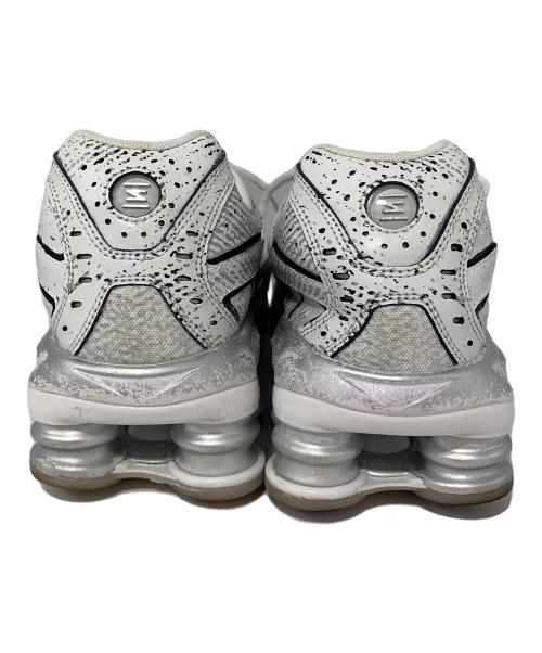 NIKE（ナイキ）NIKE (ナイキ) Shox Ride 2 ホワイト×ブラック サイズ:28.5cmの古着・服飾アイテム