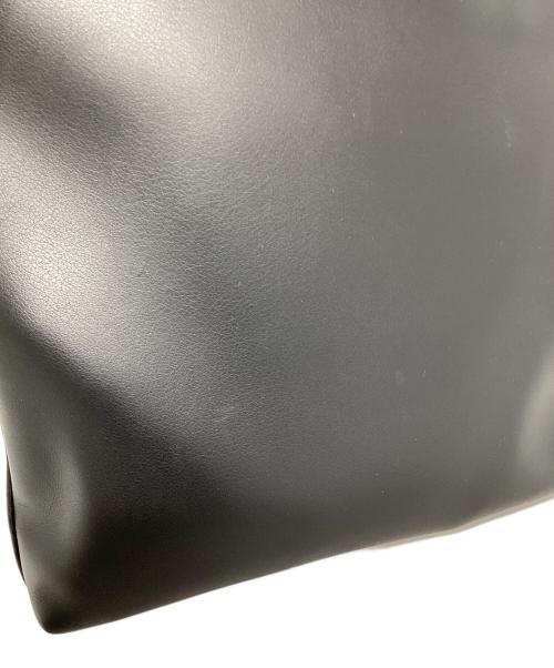 HUGO BOSS（ヒューゴ ボス）HUGO BOSS (ヒューゴ ボス) Ray S Envelope ブラックの古着・服飾アイテム