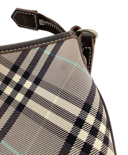 BURBERRY（バーバリー）BURBERRY (バーバリー) ショルダーバッグ グレーの古着・服飾アイテム