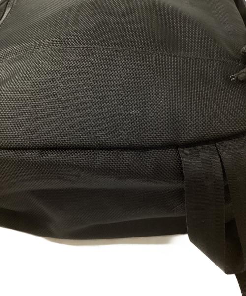YOHJI YAMAMOTO（ヨウジヤマモト）YOHJI YAMAMOTO (ヨウジヤマモト) New Era (ニューエラ) リュック ブラックの古着・服飾アイテム