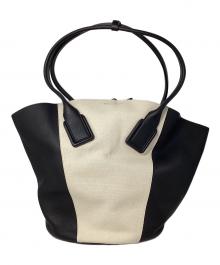 BOTTEGA VENETA（ボッテガベネタ）の古着「バスケット ラージ」｜ブラック×アイボリー
