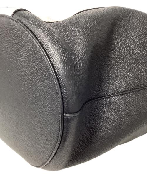 BOTTEGA VENETA（ボッテガベネタ）BOTTEGA VENETA (ボッテガベネタ) バスケット ラージ ブラック×アイボリーの古着・服飾アイテム
