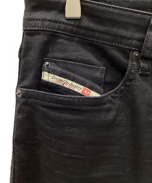 DIESEL（ディーゼル）DIESEL (ディーゼル) ストレッチデニムパンツ ブラック サイズ:W32の古着・服飾アイテム