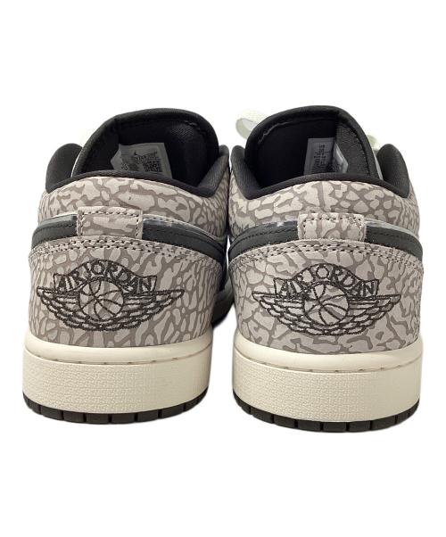 NIKE（ナイキ）NIKE (ナイキ) エア ジョーダン 1 LOW SE グレー×ホワイト サイズ:28cmの古着・服飾アイテム