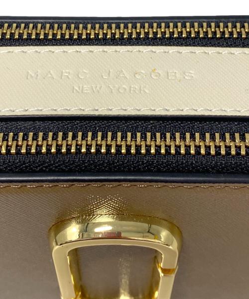 MARC JACOBS（マークジェイコブス）MARC JACOBS (マークジェイコブス) ショルダーバッグ ブラウンの古着・服飾アイテム