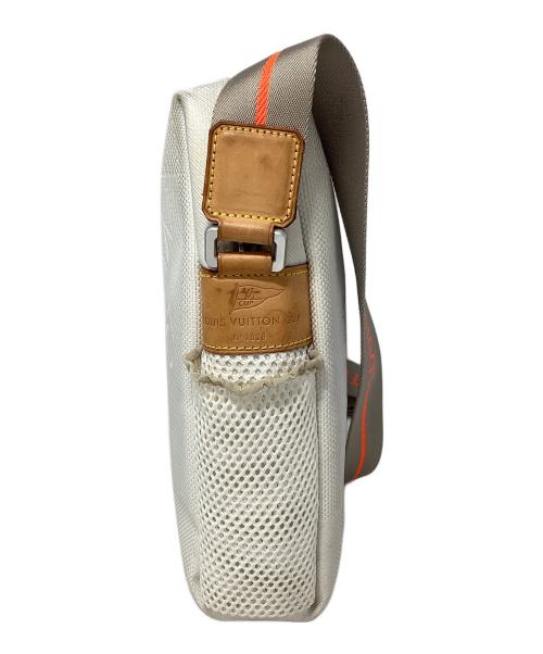 LOUIS VUITTON（ルイ ヴィトン）LOUIS VUITTON (ルイ ヴィトン) ダミエ・ジェアン ウェザリーLVカップ アイボリーの古着・服飾アイテム