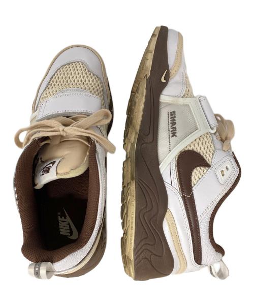 NIKE（ナイキ）NIKE (ナイキ) TRAVIS SCOTT (トラヴィススコット) Nike Zoom Field Jaxx ホワイト×ブラウン サイズ:28.5cmの古着・服飾アイテム