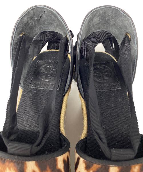 TORY BURCH（トリーバーチ）TORY BURCH (トリーバーチ) 厚底サンダル ベージュ サイズ:5Mの古着・服飾アイテム