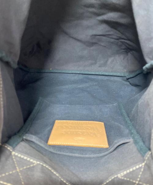 Vivienne Westwood（ヴィヴィアンウエストウッド）Vivienne Westwood (ヴィヴィアンウエストウッド) フラワーベアトートバッグ グレーの古着・服飾アイテム