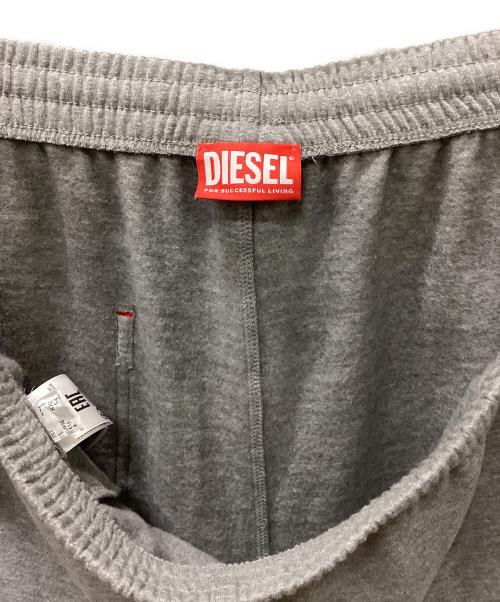 DIESEL（ディーゼル）DIESEL (ディーゼル) スウェットハーフパンツ グレー サイズ:XXLの古着・服飾アイテム