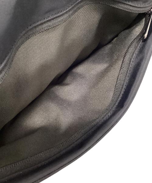 COLE HAAN（コールハーン）COLE HAAN (コールハーン) カールソン イーストウエスト スリング ブラック 未使用品の古着・服飾アイテム