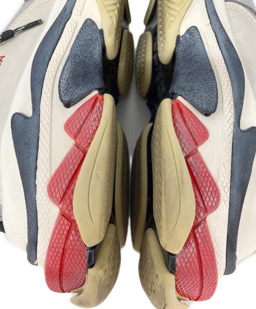 BALENCIAGA（バレンシアガ）BALENCIAGA (バレンシアガ) Triple S グレー サイズ:29cmの古着・服飾アイテム