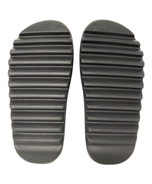 adidas（アディダス）adidas (アディダス) YEEZY Slide Onyx ブラック サイズ:29.5cmの古着・服飾アイテム