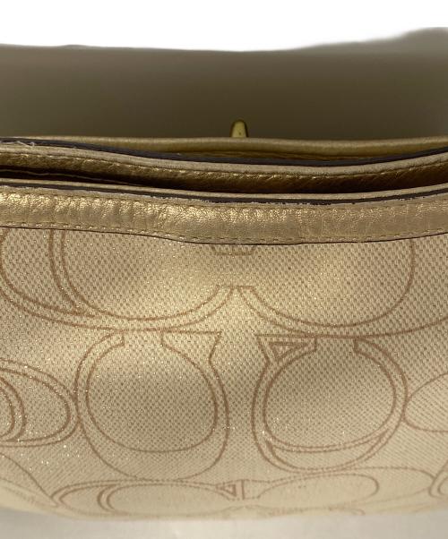 COACH（コーチ）COACH (コーチ) ショルダーバッグ アイボリーの古着・服飾アイテム