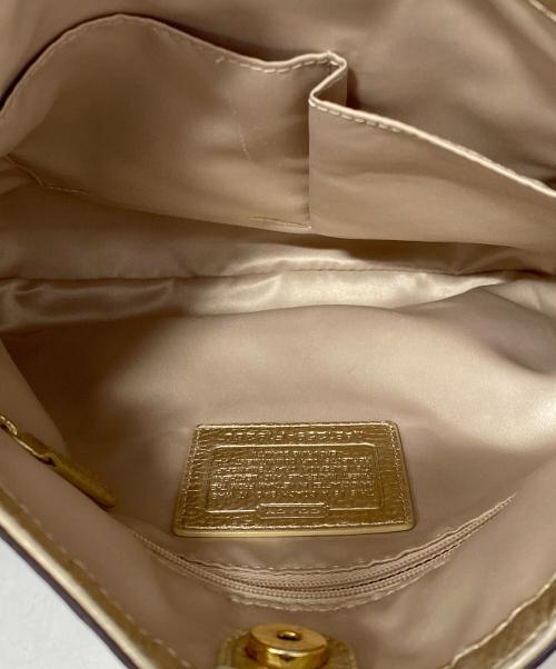 COACH（コーチ）COACH (コーチ) ショルダーバッグ アイボリーの古着・服飾アイテム