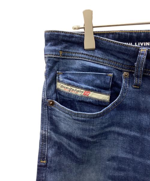 DIESEL（ディーゼル）DIESEL (ディーゼル) 1979 SLEENKER インディゴ サイズ:W32の古着・服飾アイテム