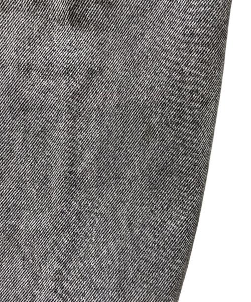 LEVI'S（リーバイス）LEVI'S (リーバイス) デニムパンツ グレー サイズ:W33 L30の古着・服飾アイテム