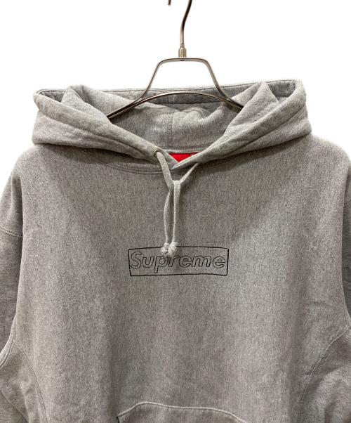 SUPREME（シュプリーム）Supreme (シュプリーム) KAWS (カウズ) プルオーバーパーカー グレー サイズ:Lの古着・服飾アイテム