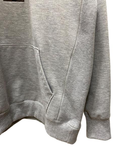 THE NORTH FACE（ザ ノース フェイス）THE NORTH FACE (ザ ノース フェイス) スクエアロゴビッグフーディ グレー サイズ:Mの古着・服飾アイテム
