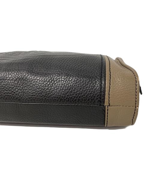 Vivienne Westwood（ヴィヴィアンウエストウッド）Vivienne Westwood (ヴィヴィアンウエストウッド) クラッチバッグ ブラック×グレーの古着・服飾アイテム