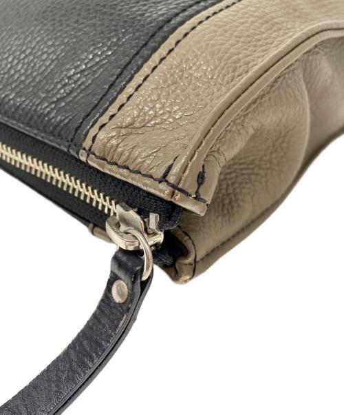 Vivienne Westwood（ヴィヴィアンウエストウッド）Vivienne Westwood (ヴィヴィアンウエストウッド) クラッチバッグ ブラック×グレーの古着・服飾アイテム