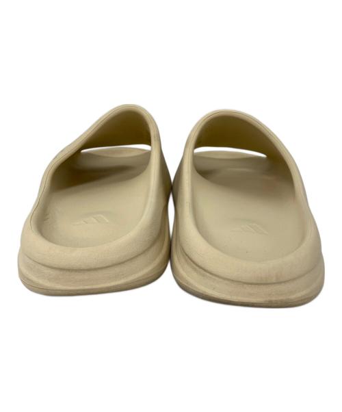 adidas（アディダス）adidas (アディダス) YEEZY SLIDE ベージュ サイズ:26.5cmの古着・服飾アイテム