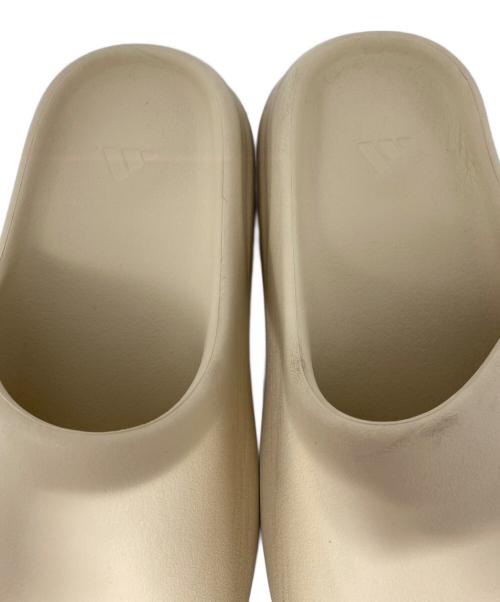 adidas（アディダス）adidas (アディダス) YEEZY SLIDE ベージュ サイズ:26.5cmの古着・服飾アイテム