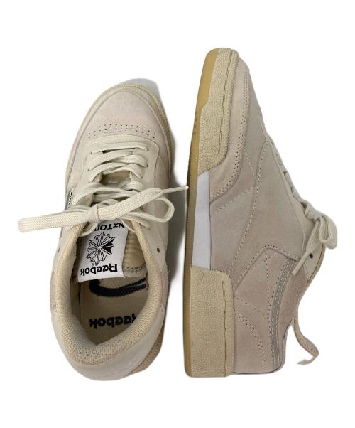 REEBOK（リーボック）REEBOK (リーボック) SixTONES (ストーンズ) SixTONES × Reebok Club C 85 Vintage アイボリー サイズ:23.5cmの古着・服飾アイテム