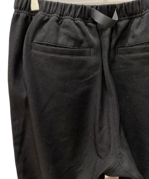 GRAMICCI（グラミチ）GRAMICCI (グラミチ) URBAN RESEARCH (アーバンリサーチ) ウォッシャブルウォームワンタックパンツ ブラック サイズ:Mの古着・服飾アイテム