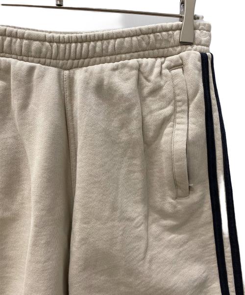 adidas（アディダス）adidas (アディダス) ハーフパンツ ベージュ サイズ:XLの古着・服飾アイテム