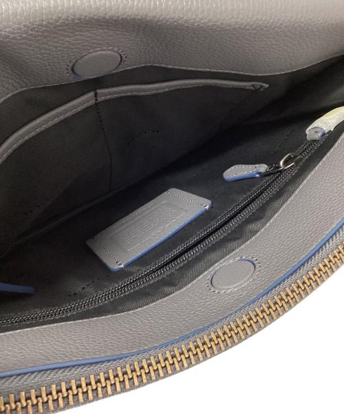 COACH（コーチ）COACH (コーチ) メトロポリタン ソフト フラップ メッセンジャー グレー 未使用品の古着・服飾アイテム