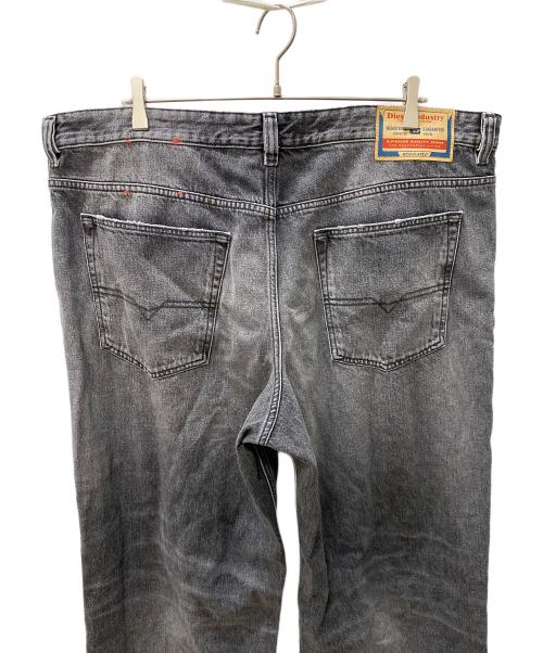 DIESEL（ディーゼル）DIESEL (ディーゼル) ブラックデニム ブラック サイズ:W40の古着・服飾アイテム