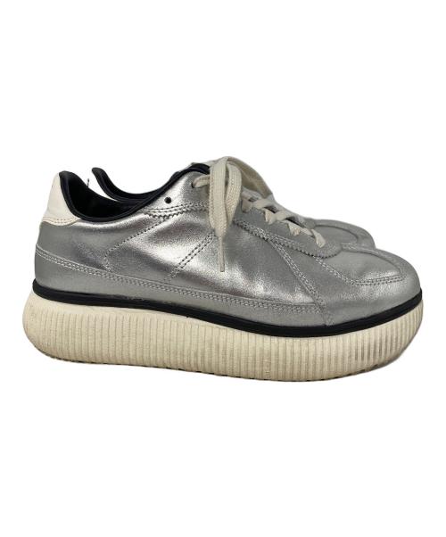 Onitsuka Tiger（オニツカタイガー）Onitsuka Tiger (オニツカタイガー) DELECITY シルバー サイズ:25.5cmの古着・服飾アイテム
