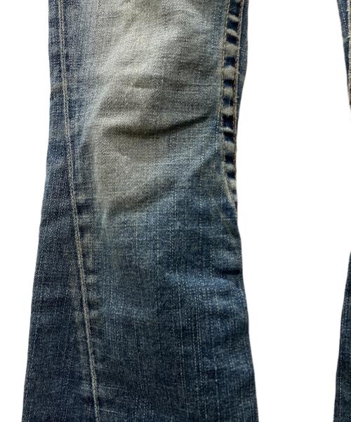 TRUE RELIGION（トゥルー レリジョン）TRUE RELIGION (トゥルー レリジョン) ブーツカットデニムパンツ ブルー サイズ:W25の古着・服飾アイテム
