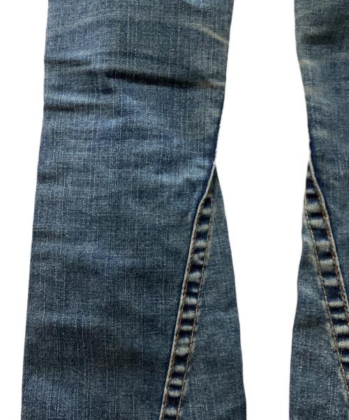 TRUE RELIGION（トゥルー レリジョン）TRUE RELIGION (トゥルー レリジョン) ブーツカットデニムパンツ ブルー サイズ:W25の古着・服飾アイテム