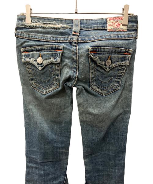 TRUE RELIGION（トゥルー レリジョン）TRUE RELIGION (トゥルー レリジョン) ブーツカットデニムパンツ ブルー サイズ:W25の古着・服飾アイテム