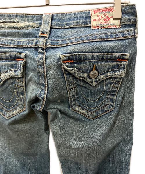 TRUE RELIGION（トゥルー レリジョン）TRUE RELIGION (トゥルー レリジョン) ブーツカットデニムパンツ ブルー サイズ:W25の古着・服飾アイテム