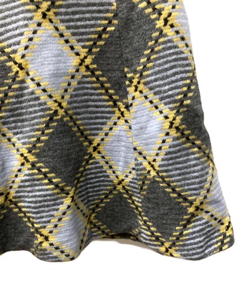 BURBERRY BLUE LABEL（バーバリー ブルー レーベル）BURBERRY BLUE LABEL (バーバリー ブルー レーベル) ミディスカート グレースカイブルー サイズ:36の古着・服飾アイテム