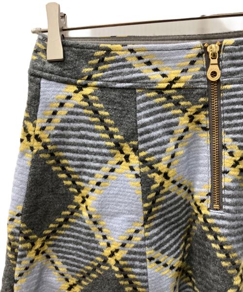 BURBERRY BLUE LABEL（バーバリー ブルー レーベル）BURBERRY BLUE LABEL (バーバリー ブルー レーベル) ミディスカート グレースカイブルー サイズ:36の古着・服飾アイテム