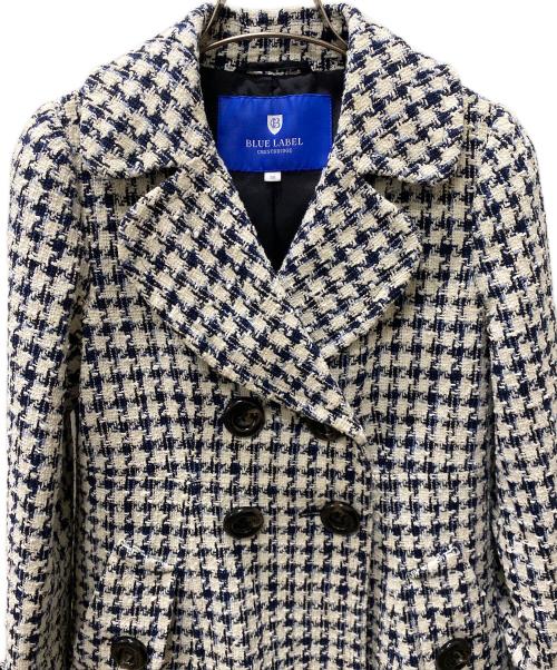 BLUE LABEL CRESTBRIDGE（ブルーレーベルクレストブリッジ）BLUE LABEL CRESTBRIDGE (ブルーレーベルクレストブリッジ) ジャガードピーコート アイボリー サイズ:38の古着・服飾アイテム