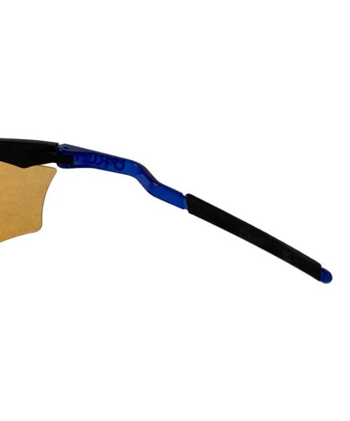 OAKLEY（オークリー）OAKLEY (オークリー) サングラス ブラック×ブルーの古着・服飾アイテム