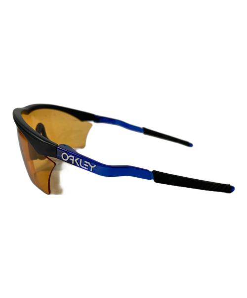 OAKLEY（オークリー）OAKLEY (オークリー) サングラス ブラック×ブルーの古着・服飾アイテム