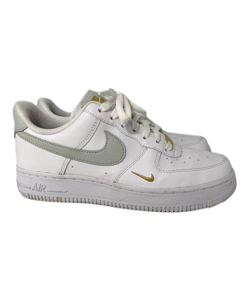 NIKE（ナイキ）NIKE (ナイキ) Air Force 1 '07 Essential ホワイト サイズ:24cmの古着・服飾アイテム