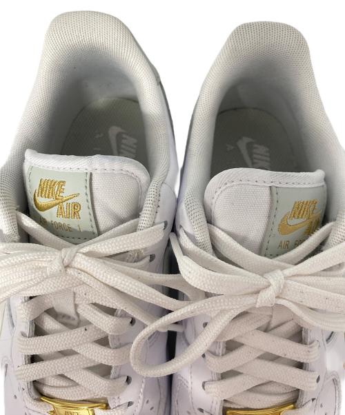 NIKE（ナイキ）NIKE (ナイキ) Air Force 1 '07 Essential ホワイト サイズ:24cmの古着・服飾アイテム