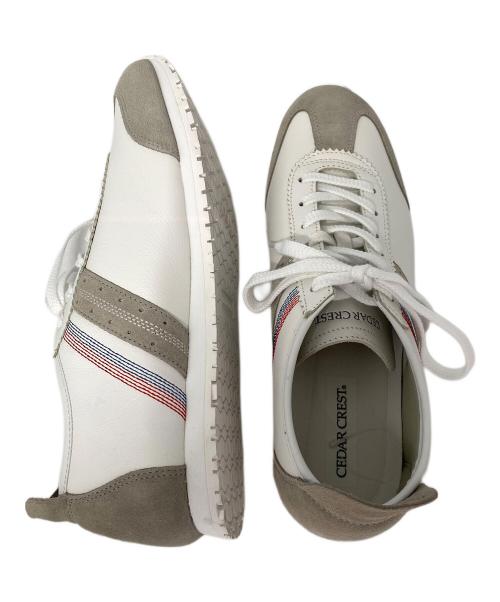 CEDAR CREST（セダークレスト）CEDAR CREST (セダークレスト) スニーカー ホワイト サイズ:28cm 未使用品の古着・服飾アイテム