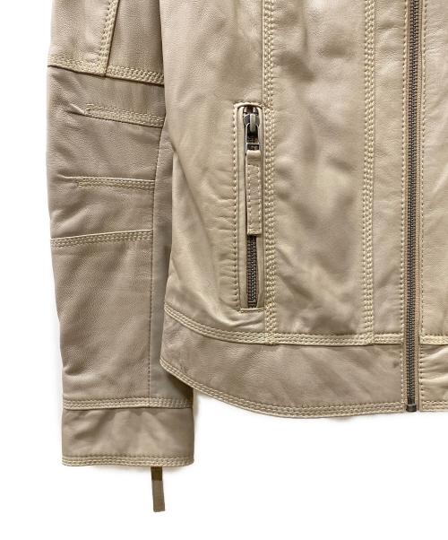 Haruf（ハルフ）Haruf (ハルフ) シングルライダースジャケット ベージュ サイズ:Lの古着・服飾アイテム